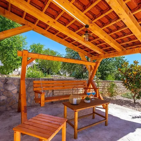 Appartement Family-friendly With Swimming Pool Sveti Filip I Jakov, Biograd - 20861 *