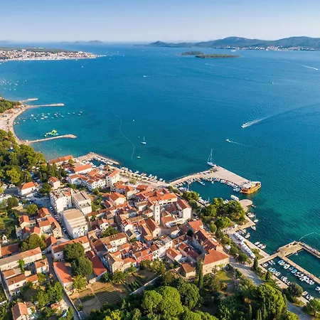 Appartement Family-friendly With Swimming Pool Sveti Filip I Jakov, Biograd - 20861