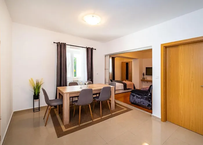 Family-friendly With Swimming Pool Sveti Filip I Jakov, Biograd - 20861 *