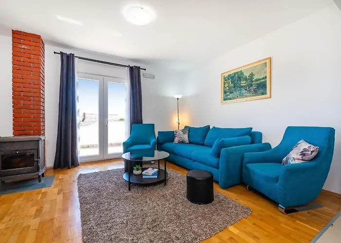 Family-friendly With Swimming Pool Sveti Filip I Jakov, Biograd - 20861 *