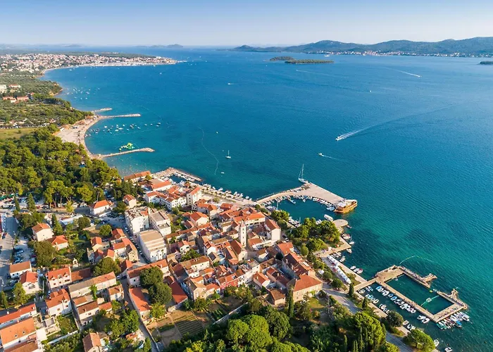 شقة Family-friendly With Swimming Pool Sveti Filip I Jakov, Biograd - 20861