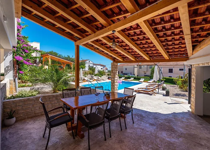 شقة Family-friendly With Swimming Pool Sveti Filip I Jakov, Biograd - 20861 *