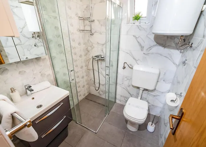 Family-friendly With Swimming Pool Sveti Filip I Jakov, Biograd - 20861 Апартаменты *