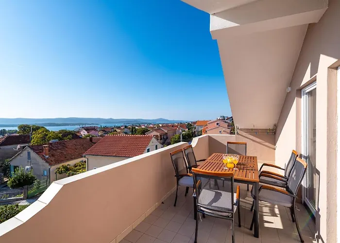Family-friendly With Swimming Pool Sveti Filip I Jakov, Biograd - 20861 Апартаменты